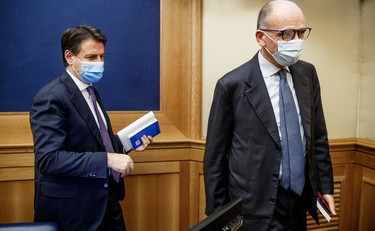 Non siamo la vostra succursale. Pazienza finita. Ora tra M5s e Pd la rissa diventa pubblica