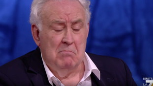 Sulla guerra Santoro affonda la Rai, la faccia di Formigli davanti al declino del servizio pubblico