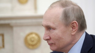 Putin è l'uomo più ricco del mondo. La rivelazione sul patrimonio: ha 200 miliardi di dollari