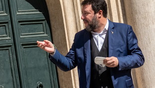 Salvini accusa la sinistra sulla pace fiscale: incredibile opposizione, gli italiani rischiano di perdere tutto