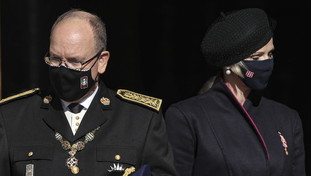 Il nuovo guaio di Alberto dopo la crisi con Charlene: spuntano carte segrete per rovinarlo