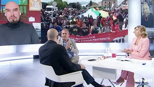 Anpi e 25 aprile, rissa clamorosa Roncone-De Magistris: I partigiani si rivoltano nelle tombe