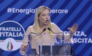 Non difendono il lavoro ma i loro iscritti, Meloni a valanga sui sindacati