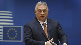 L'Europa scivola sull'embargo al petrolio, l'Ungheria spacca il fronte anti-Putin