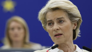 Ok dell'Europa all'embargo del petrolio russo. Ma è già scontro sui tempi delle sanzioni