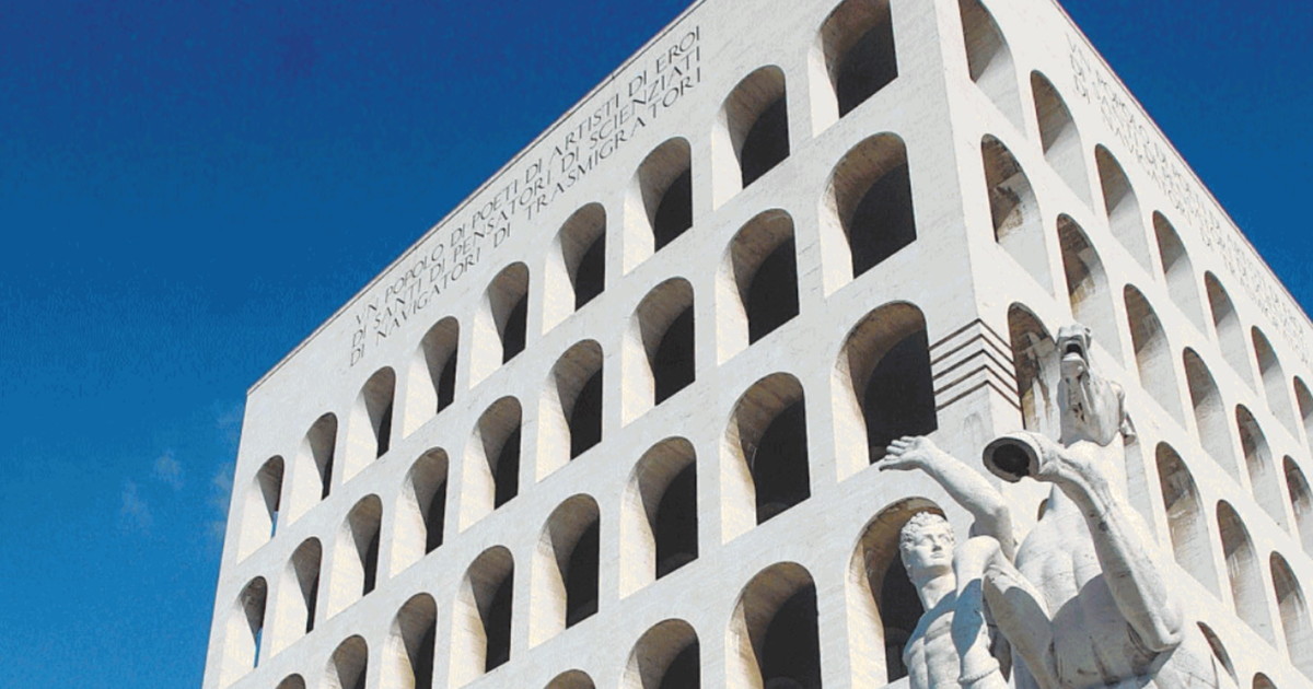 Roma, la fermata metro Eur Magliana diventa Colosseo. Residenti contro