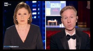 Mi sento così quando parla Macron Orsini e il messaggio anti-americano, silenzio in studio