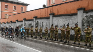 Epurazioni nel Pd sul caso Alpini: costretta alle dimissioni. “Rancore e discredito dalla sinistra”