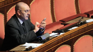 Maggioranza divisa sul dopo Petrocelli, si rischia la paralisi nella commissione Esteri