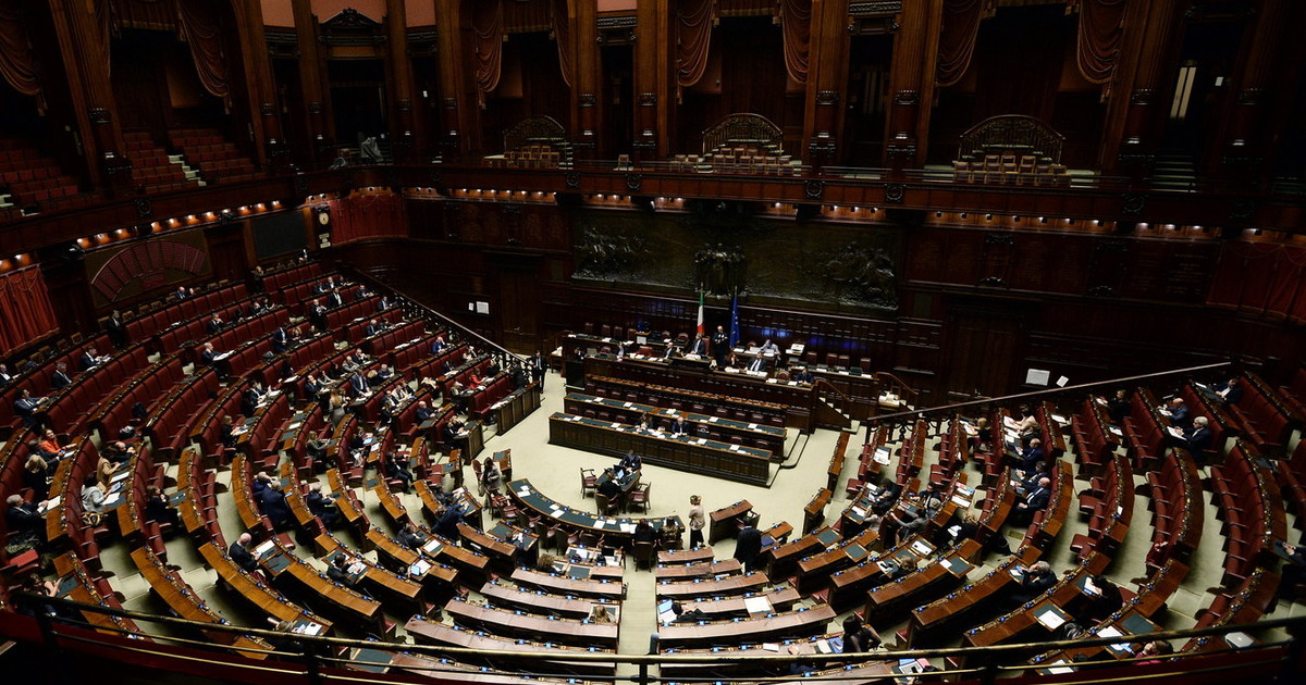 Questa politica pensa soltanto al seggio elettorale Questa politica pensa soltanto al seggio elettorale