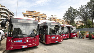 Bufera mobilità per Roma-Feyenoord: la Questura blocca i mezzi in tutta la città per la finale