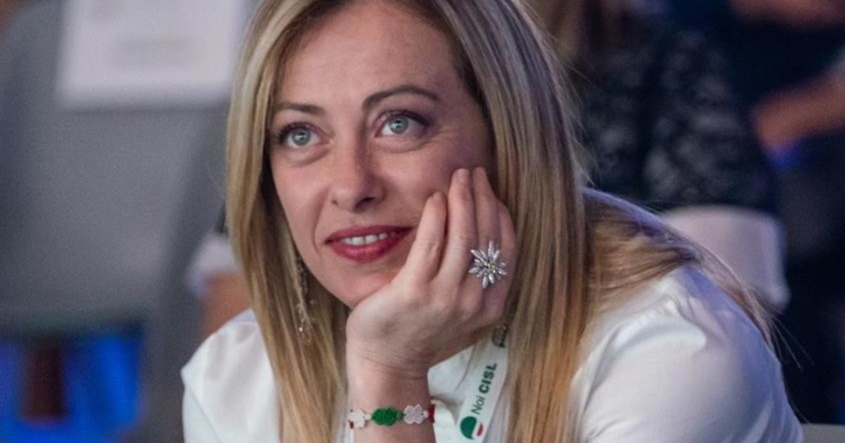 FdI allunga sul Pd, calo choc per la Lega. E il dato su Draghi sorprende tutti FdI allunga sul Pd, calo choc per la Lega. E il dato su Draghi sorprende tutti