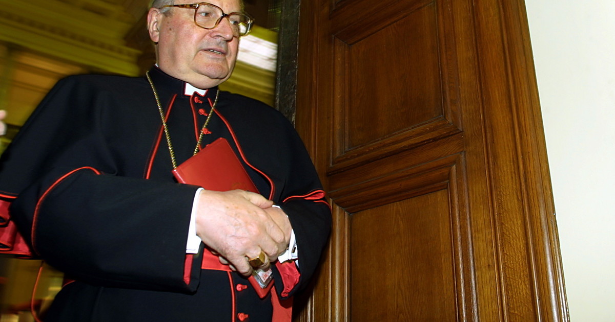 Morto a Roma il cardinale Sodano: era segretario di Stato emerito Morto a Roma il cardinale Sodano: era segretario di Stato emerito