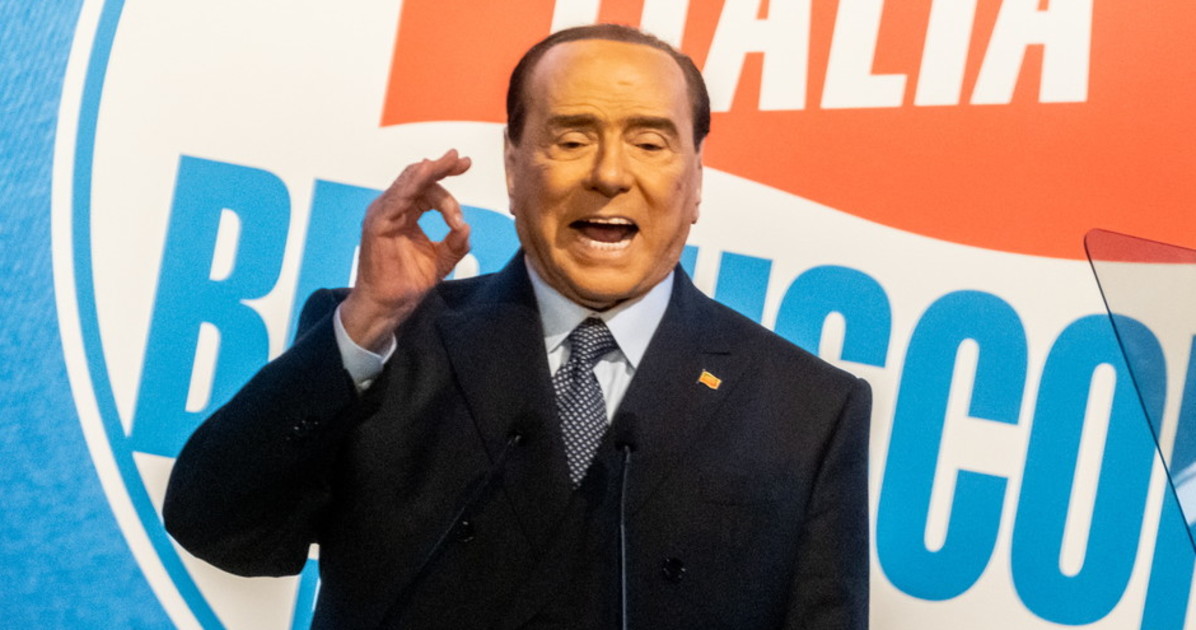 "Orgoglioso di Pratica di Mare", Berlusconi rivendica il patto con Putin "Orgoglioso di Pratica di Mare", Berlusconi rivendica il patto con Putin