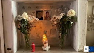 Svastiche sulla lapide di Alfredino Rampi: la profanazione choc