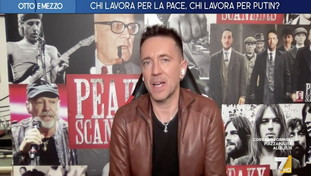 “Totalmente ingestibile”. La grande paura di Scanzi su Putin: è un pazzo malato