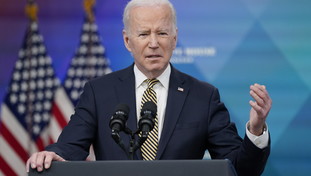 Biden molla Zelensky? “Non ci volle ascoltare sull'invasione di Putin”. Cosa succede