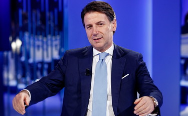 Non chiederò le dimissioni. Conte perdona Di Maio. Poi disintegra il ministro