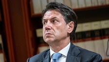 La scissione pesa sui sondaggi: Conte mai così in basso. E anche la Lega ha il fiatone