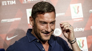 Poteva venire alla Roma ma.... Totti e il retroscena su Dybala