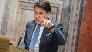 Niente fiducia al Senato. La voce che fa tremare il governo: l'ultima minaccia