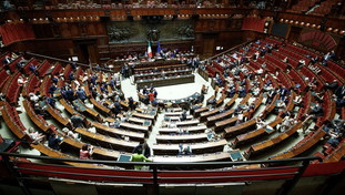 “Così ci schiantiamo”. L'esperto in allarme per il crollo della natalità: servono incentivi