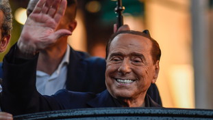 “Avanti con Draghi, ma...”. Il disegno di Berlusconi per disinnescare il M5S