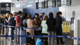 Buone vacanze Italia! Estate da incubo per i viaggi, caos e boom dei prezzi