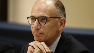 Cercasi mappa per il Pd che s'è smarrito nei troppi campi: collezione di batoste per Letta