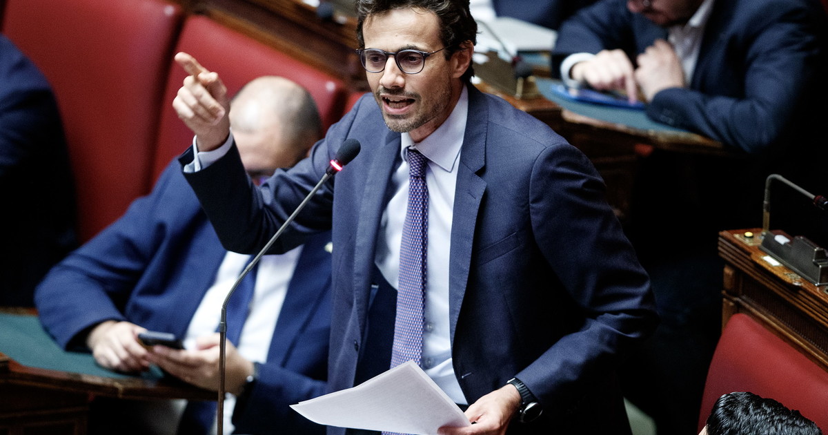 Crisi Di Governo Davide Crippa Si Dimette Da Capogruppo Del M5S Alla 