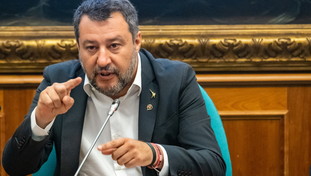 “Sì alla Nato, ma vogliamo buoni rapporti con Putin”. Salvini spinge per la pace
