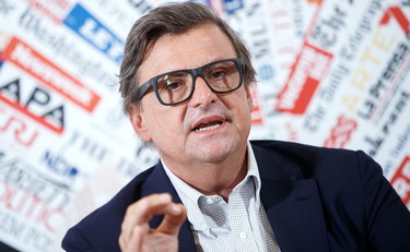 Così ci ridono dietro. Calenda frena sul Pd: adesso vuole correre da solo