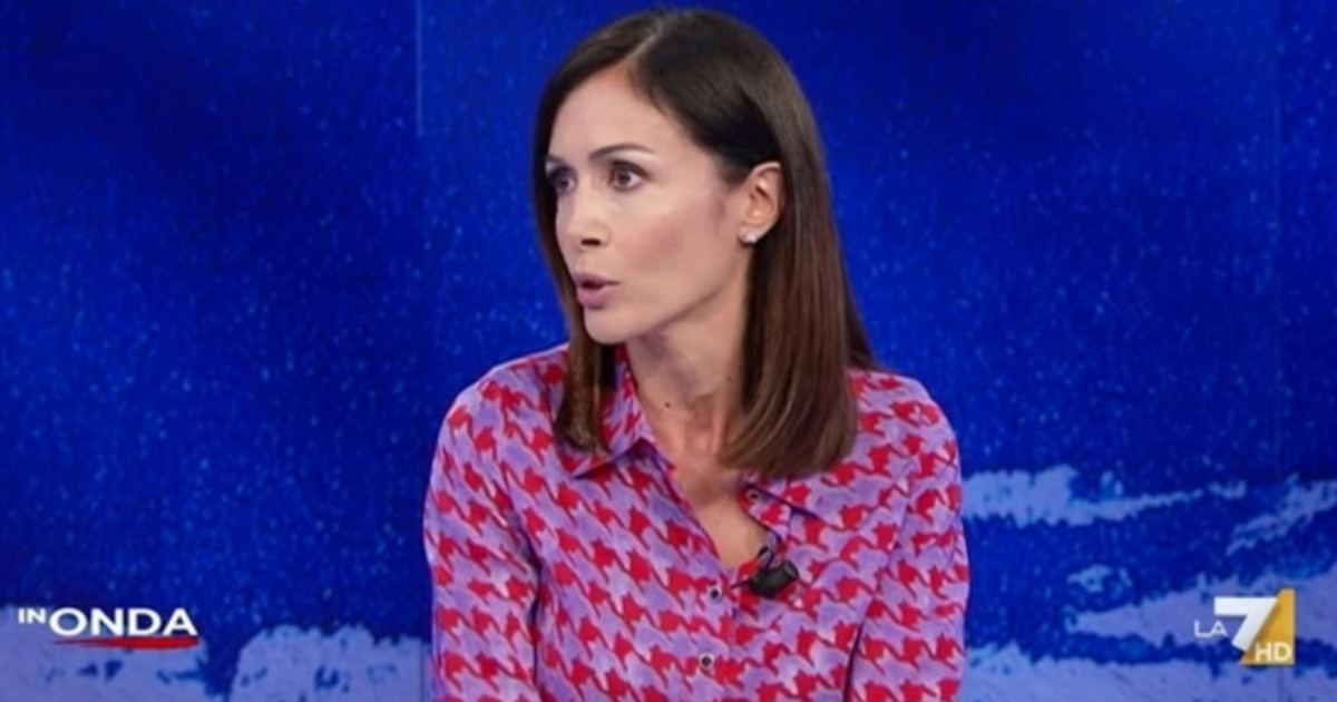"Il cerchio magico di Berlusconi". Parte l "Il cerchio magico di Berlusconi". Parte l