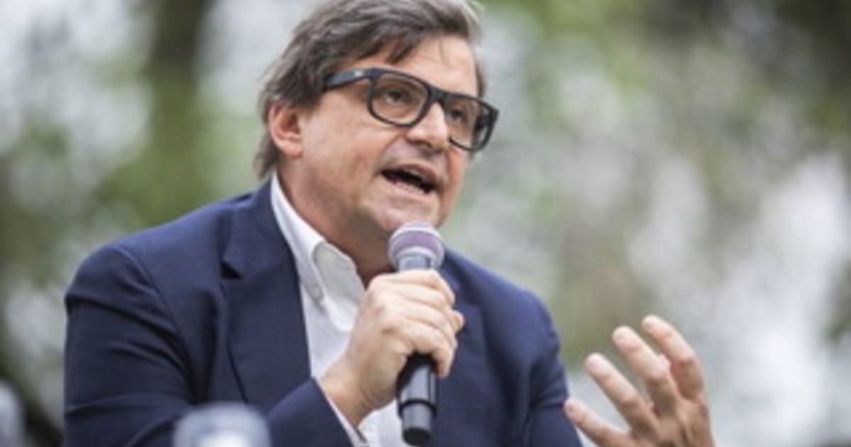 Elezioni, Calenda “Spero alleanza con Iv, lavoriamo a lista unica” Elezioni, Calenda “Spero alleanza con Iv, lavoriamo a lista unica”
