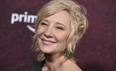 L'auto come un missile. Anne Heche in coma, spunta il video dell'incidente