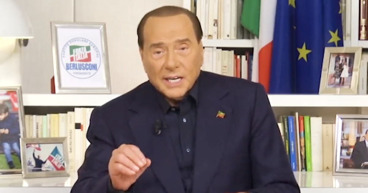 Berlusconi, ecco come fermare gli sbarchi. E l Berlusconi, ecco come fermare gli sbarchi. E l