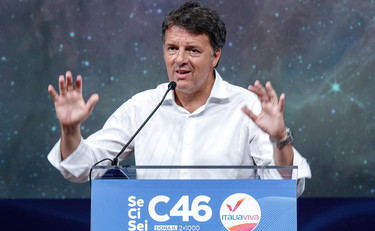 Sarà utile e divertente. Renzi sfida Berlusconi a Milano