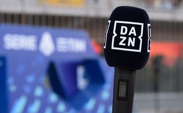 Dazn, rimborso automatico agli abbonati dopo i disservizi