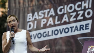 “Mattarella non avrà altra scelta”. Meloni corre verso il governo: il monito al Colle