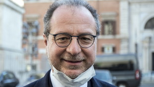 “Atto di vergognoso vassallaggio”. Cosa faceva la sinistra nel 2016: i veri amici della Russia