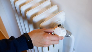 L'inverno al gelo degli italiani: limiti ai riscaldamenti, va spento tutto