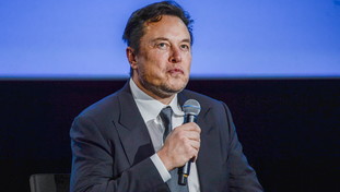 La profezia catastrofista di Musk: “Crollo della civiltà”. Cosa terrorizza il genio