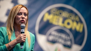 Non sono una minaccia. Meloni rassicura gli Usa