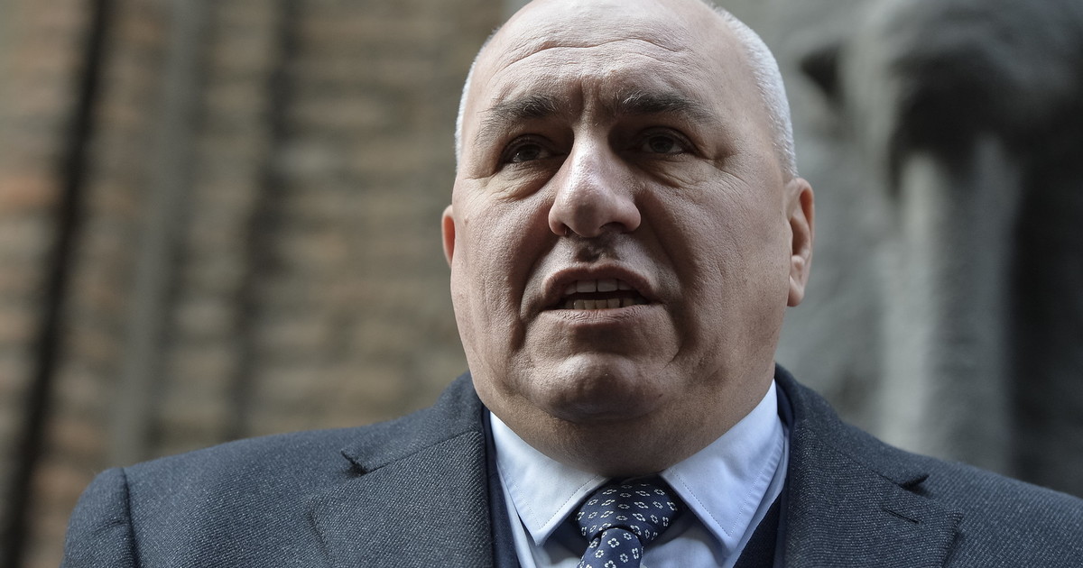 "Alto tradimento" Crosetto vuole vederci chiaro sui finanziamenti russi - Vimarsana News
