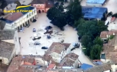 Alluvione Marche, il disastro visto dall'elicottero