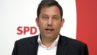 “Meloni post-fascista”. L'intromissione clamorosa dalla Germania sulle elezioni