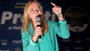Perché lo consentono. Insulti e provocazioni, Meloni attacca il governo