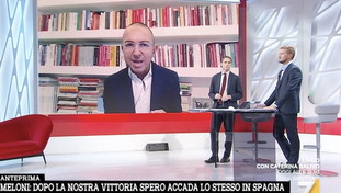 La battuta agghiacciante su Meloni cade nel vuoto. Imbarazzo a La7