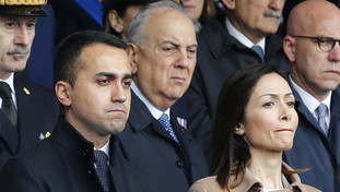 Di Maio ha gli incubi del voto: il terrore del flop nella culla del reddito grillino