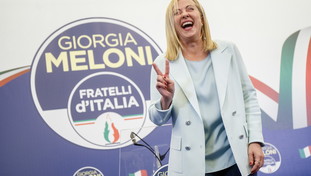 “Fascismo e Mussolini”. Alla stampa di sinistra saltano i nervi per il trionfo di Meloni